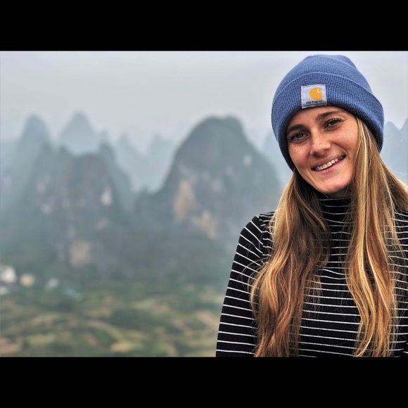 Meet your Posher, Lexie - Picture 1 of 1